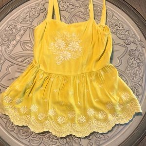 Super Cute June & Ivy top